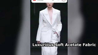 Lembut dan nyaman di kulit Kain Asetat – Kemilau Mewah, Sentuhan Lembut, dan Elegan Abadi