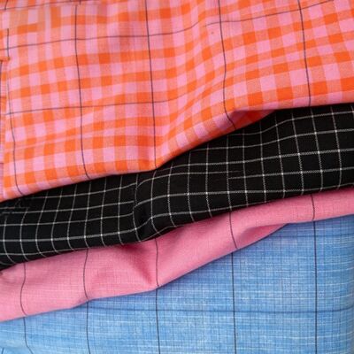 70% poliester 27% rayon 3% spandex 175gsm benang yang diwarnai kain untuk seragam